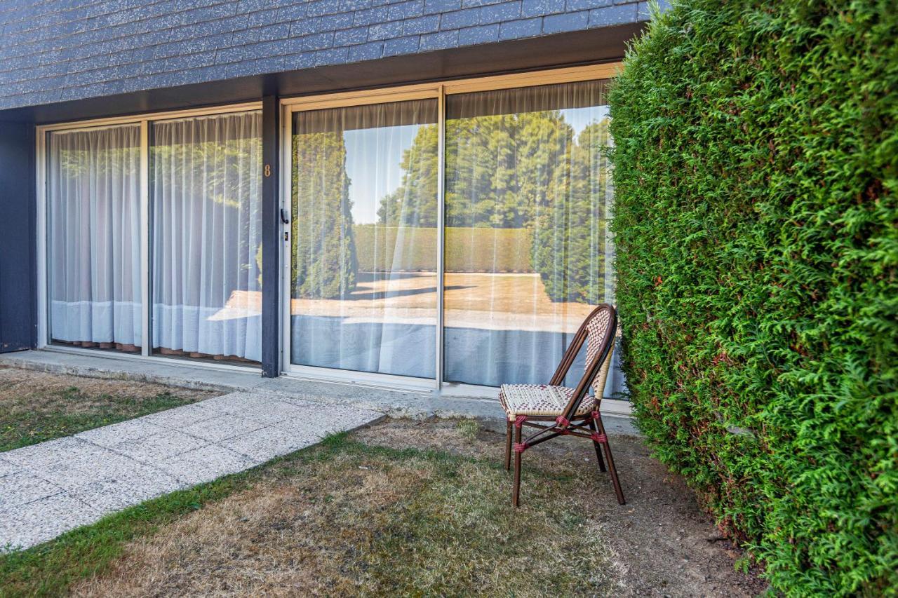 Hotel La Jalousie à Saint-Aignan-de-Cramesnil Extérieur photo