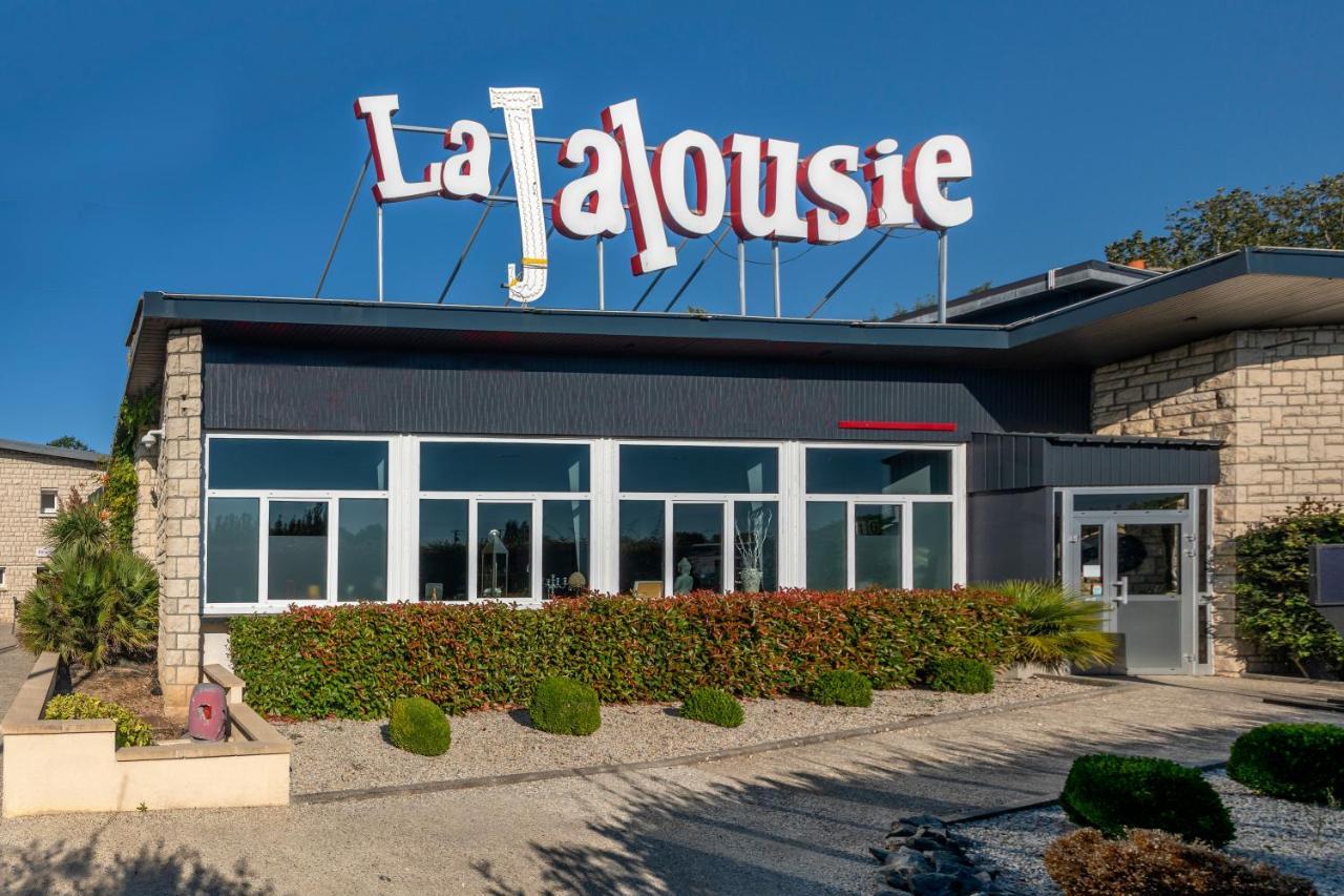 Hotel La Jalousie à Saint-Aignan-de-Cramesnil Extérieur photo